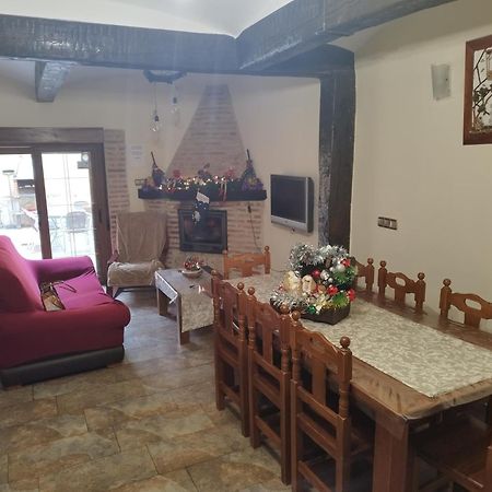 Vivienda Turistica El Caneco Tordesillas Exterior photo