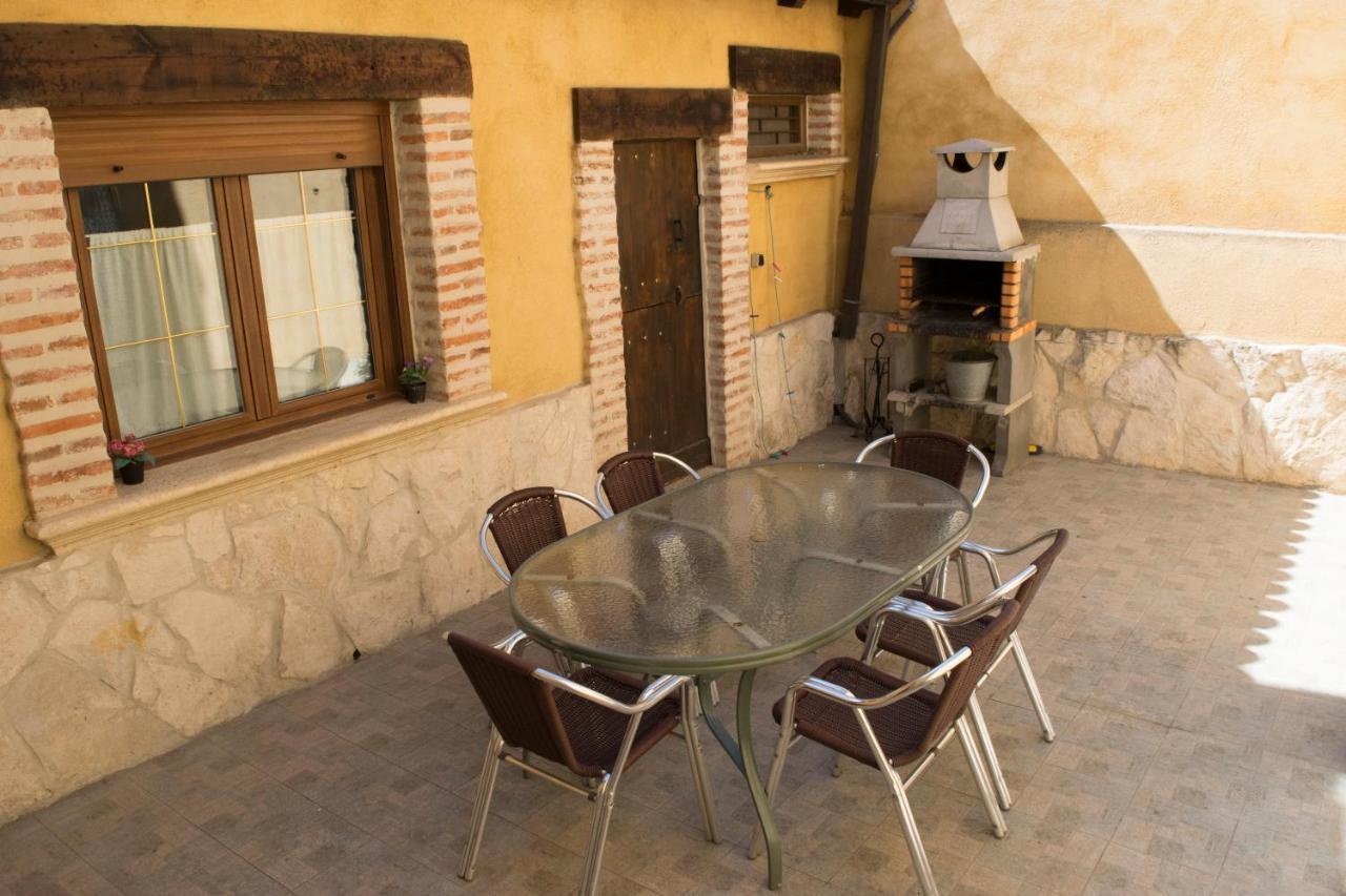 Vivienda Turistica El Caneco Tordesillas Exterior photo