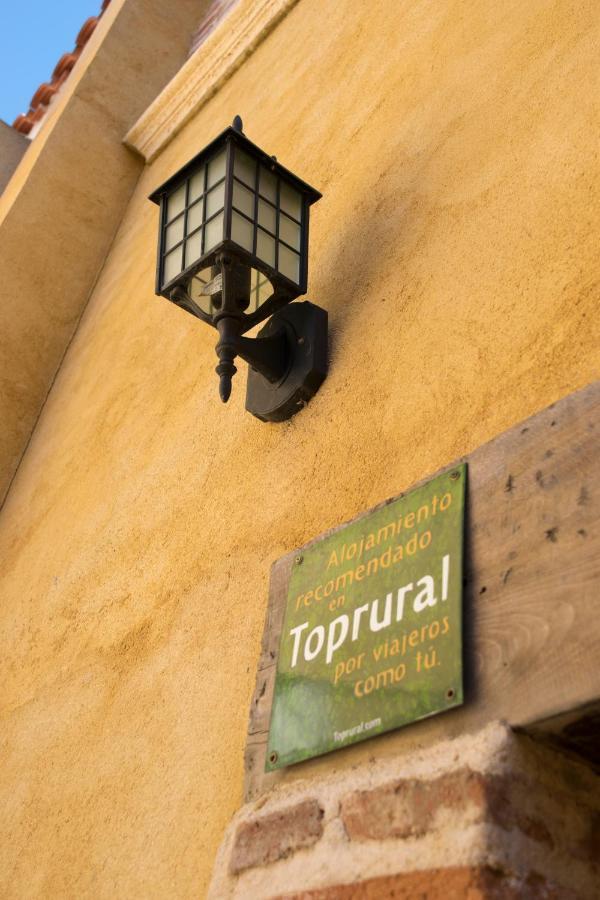 Vivienda Turistica El Caneco Tordesillas Exterior photo