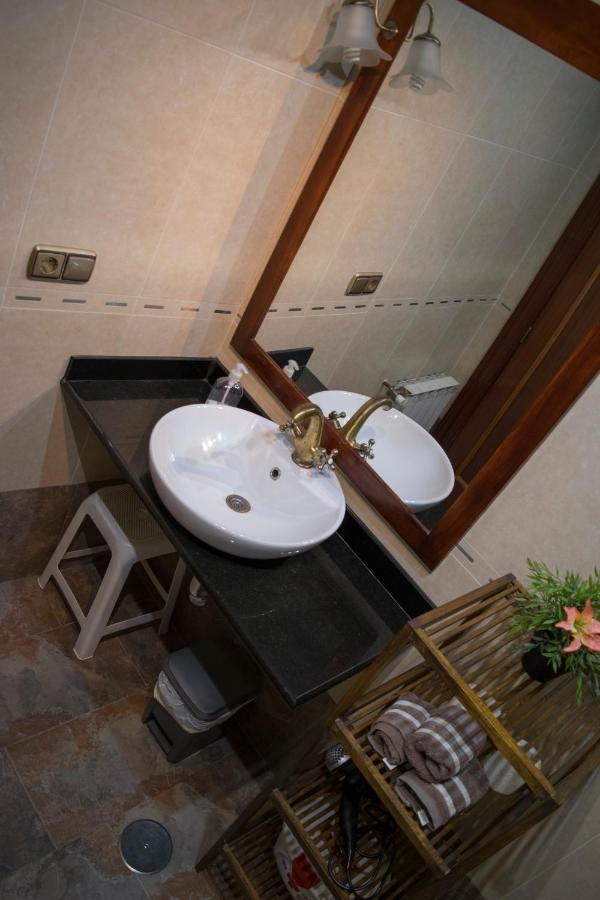 Vivienda Turistica El Caneco Tordesillas Exterior photo